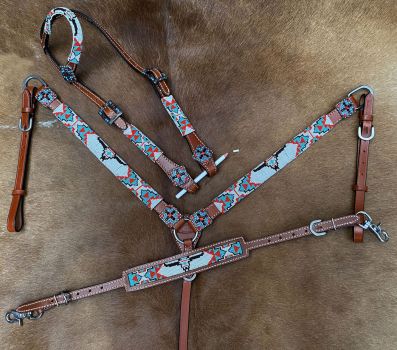 Showman 4pc. Longhorn beaded one headstall and breast collar set with square bling concho accents. Comes with Wither strap and competition reins #2